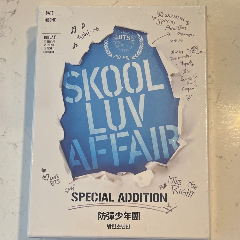 BTS Skool Luv Affair Special Edition Album DVD Disc Set